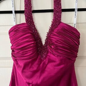 Morgan & Co. Fuchsia Prom Dress
